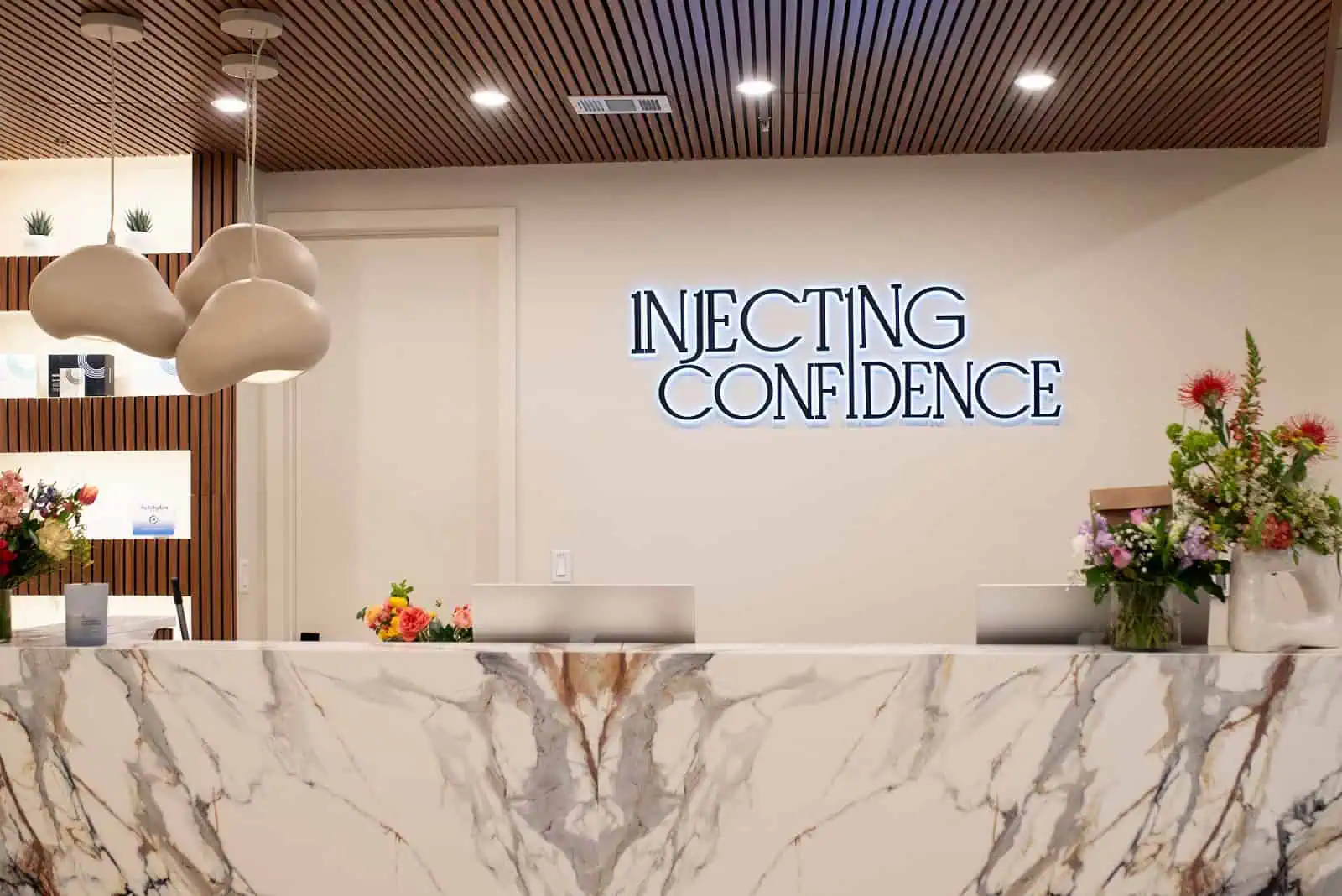 Reception area of Injecting Confidence in Centennial, CO